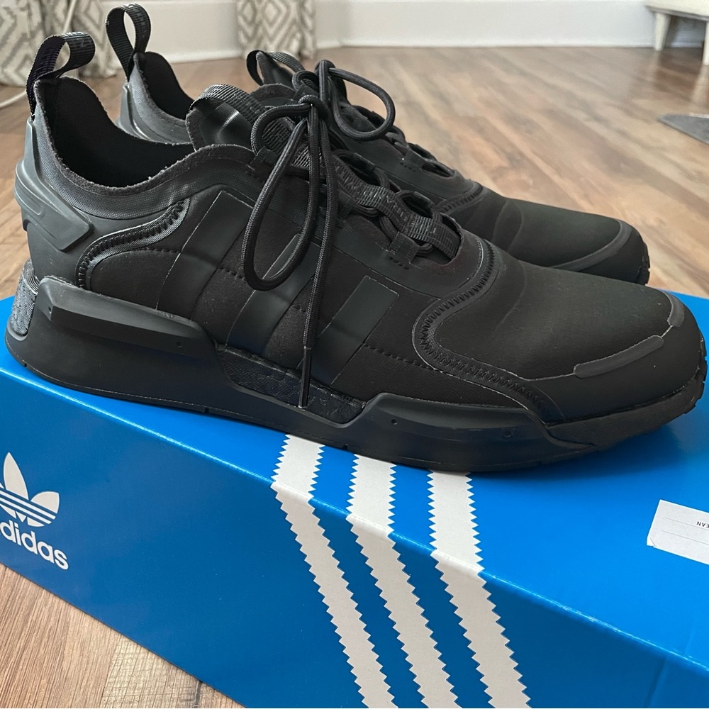 adidas NMD V3 Black size 12